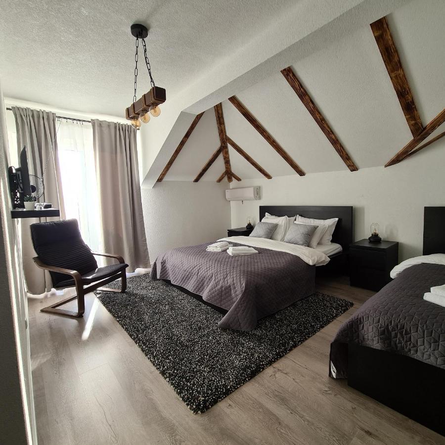 Kuca Za Odmor-Zelena Oaza Hotel Golubac Ngoại thất bức ảnh