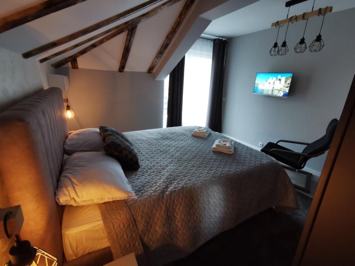 Kuca Za Odmor-Zelena Oaza Hotel Golubac Ngoại thất bức ảnh