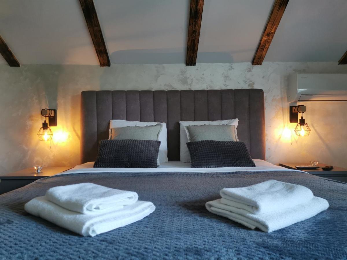 Kuca Za Odmor-Zelena Oaza Hotel Golubac Ngoại thất bức ảnh